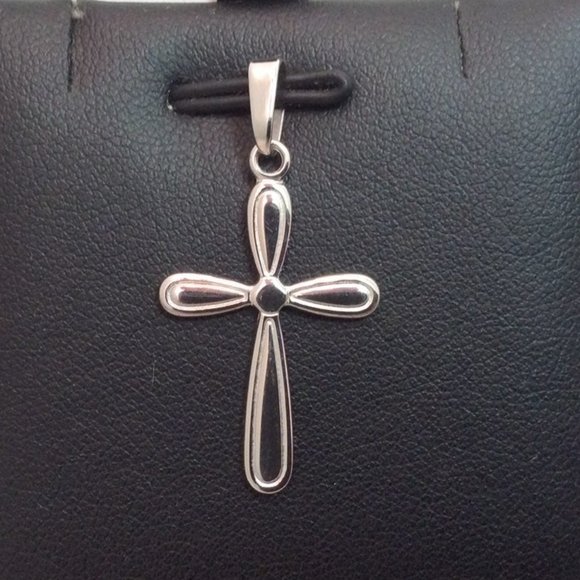 .925 Sterling Silver Cross 1.60 Gr religious charm - Picture 1 of 7